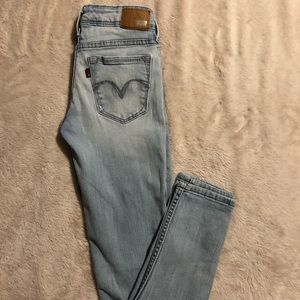 Levi’s Demi Curve Low Rise Skinny
